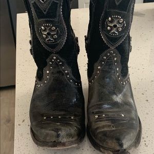 Arita women’s cowboy boots